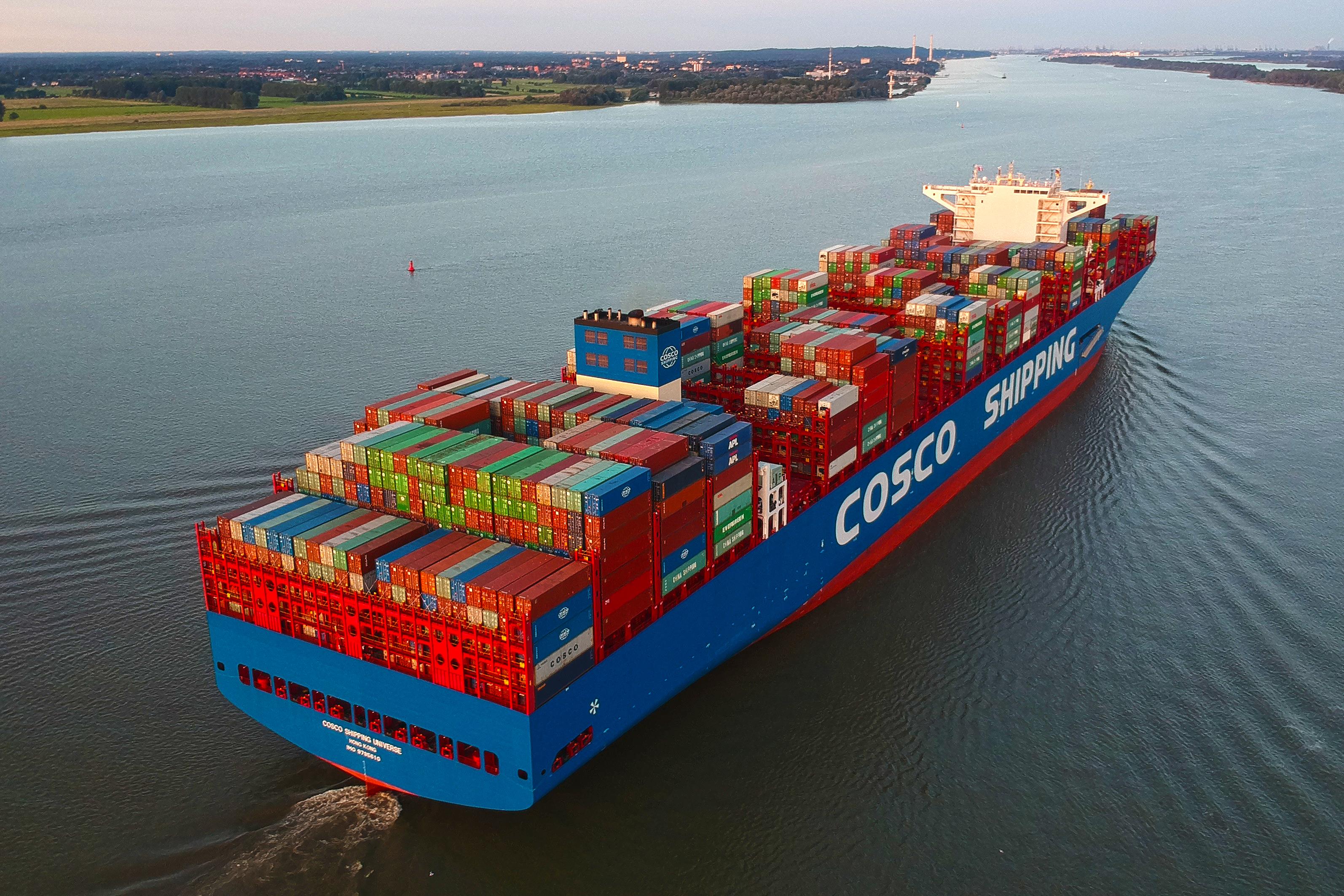 Shipping group. Контейнеровоз Cosco. Cosco shipping судно. Морской перевозчик Cosco. Cosco Китай.