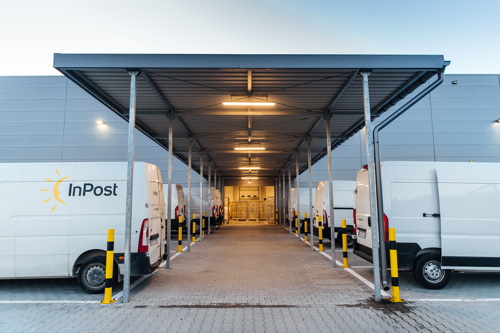 Inpost Expande Operações Em Portugal Com Novo Centro Logístico No Porto