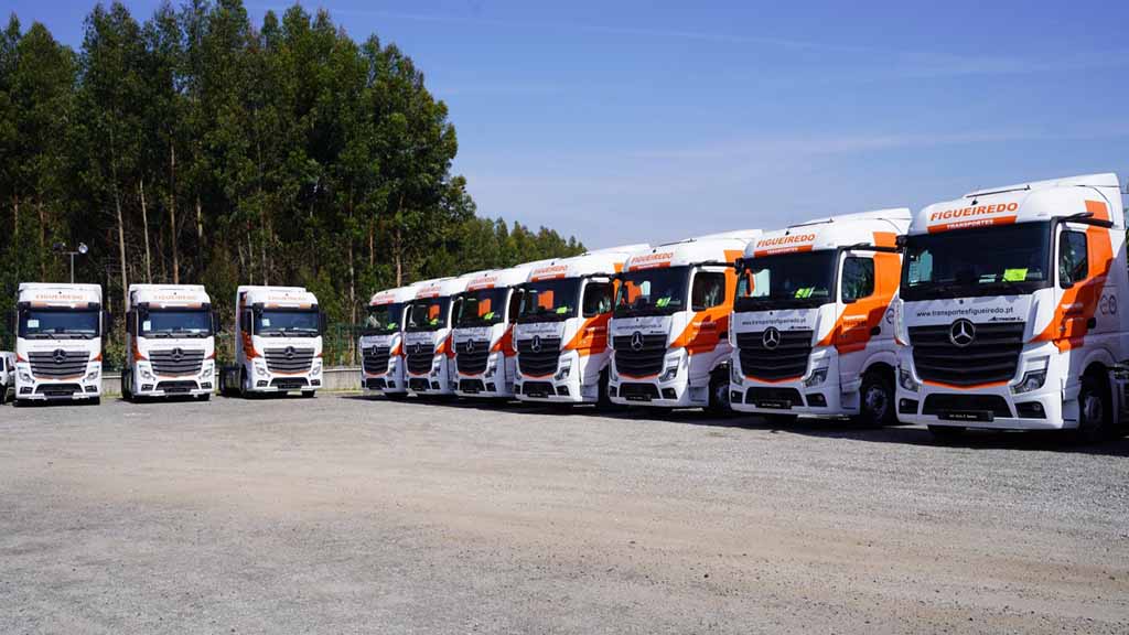 Transportes Matos & Filhos reforça-se com dois Mercedes Actros da Sociedade Comercial C. Santos