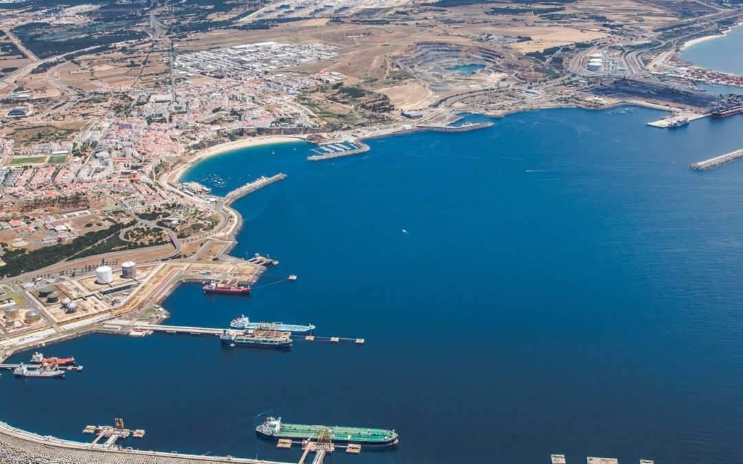 Corredor verde: Porto de Sines assina memorando com Roterdão e Duisport